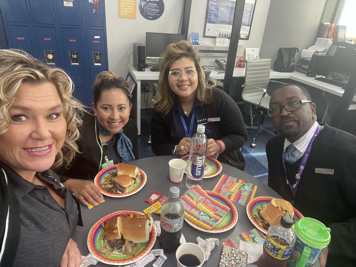 Christa Fees tweet media