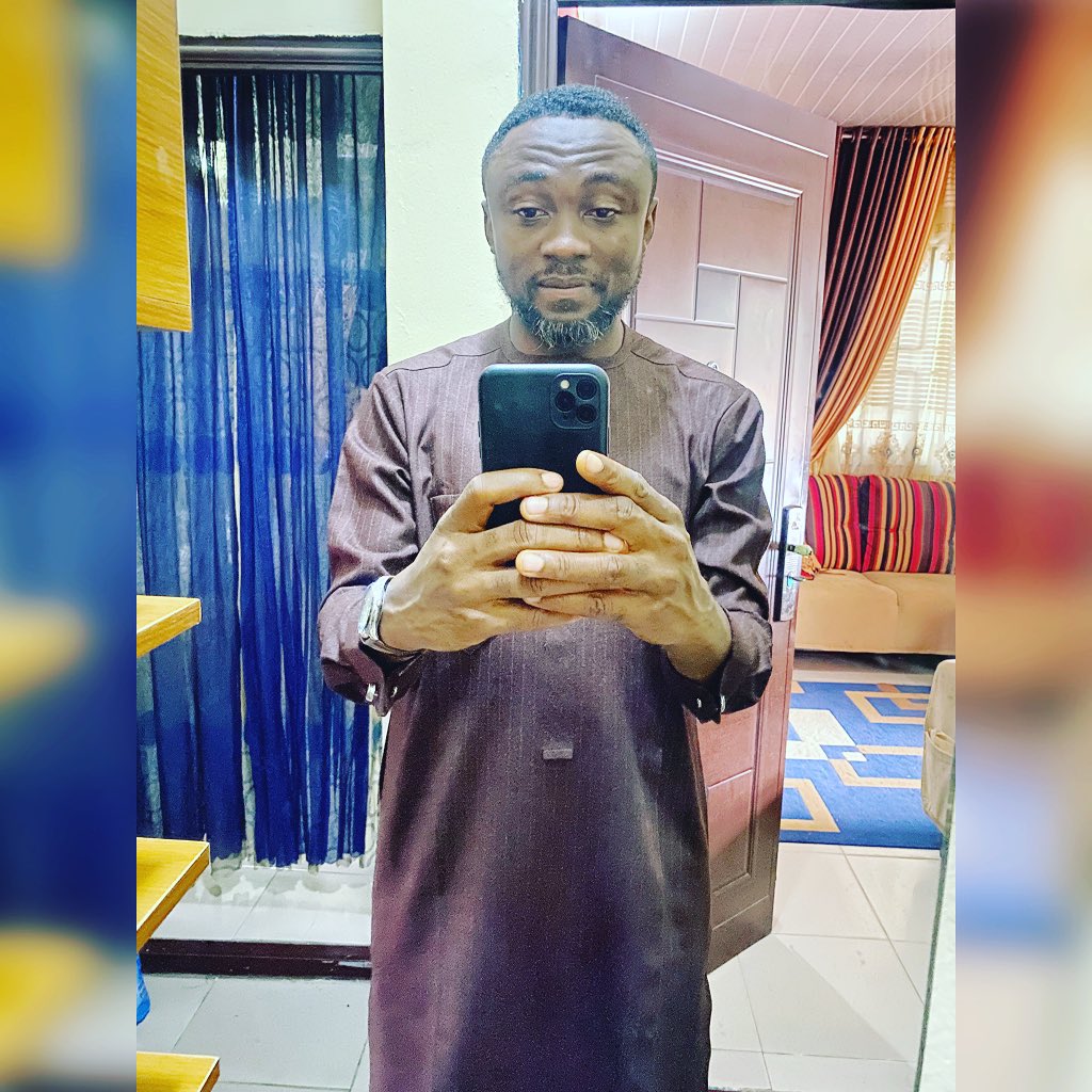 iam_jonsay's tweet photo. Believe In Yourself, Have Faith In Your Abilities, Be Humble, Have Reasonable Confidence For Success And Happiness. Above All, Be A Lover Of God And A Reflection Of His Personality, Then God Shall Cause Nature To Favour You #Jonsay https://t.co/wztjVwzBeV
