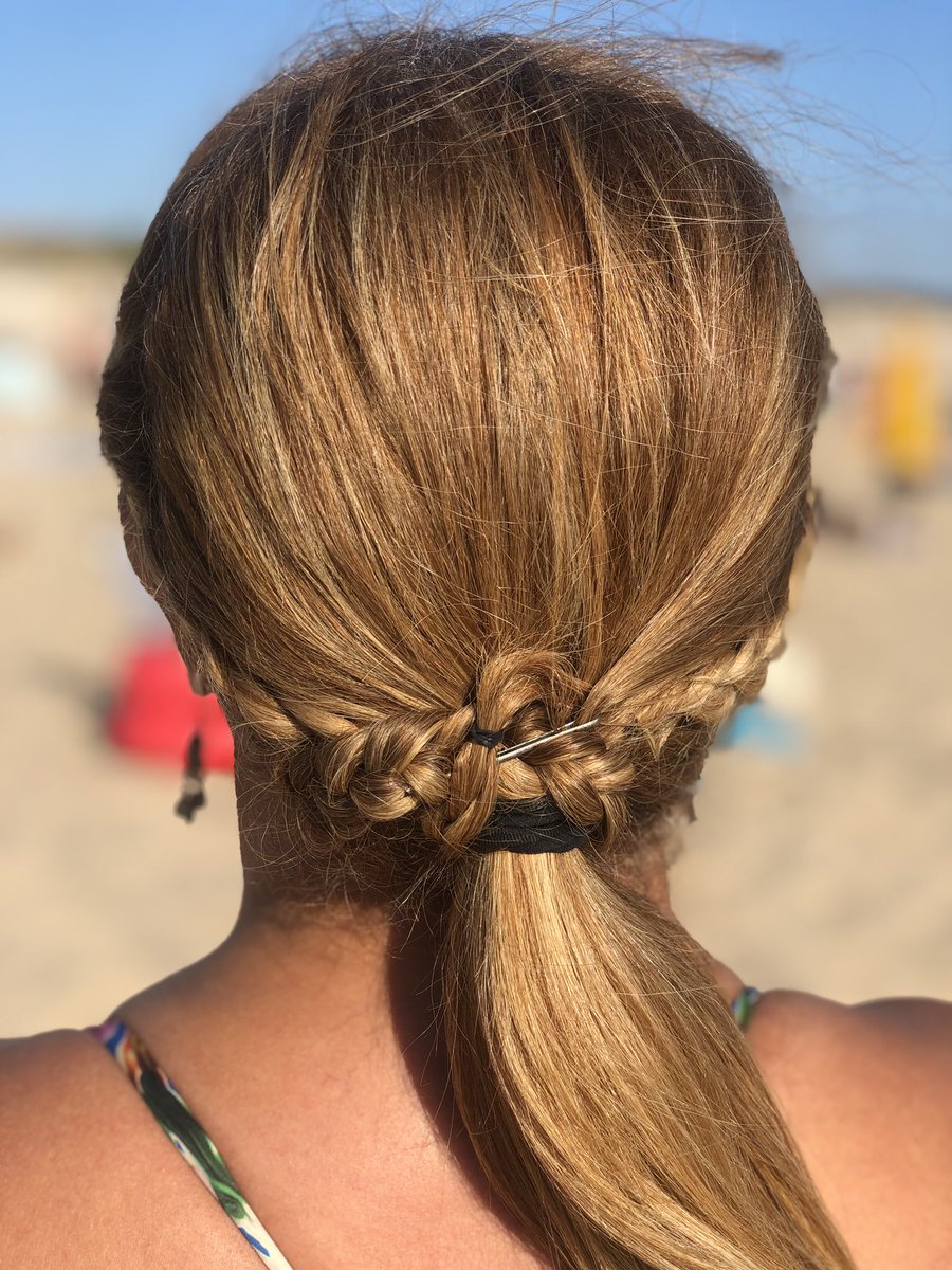 adelaidenunes's tweet photo. #summer #sunset #beach #braids https://t.co/jG4cYAbFit