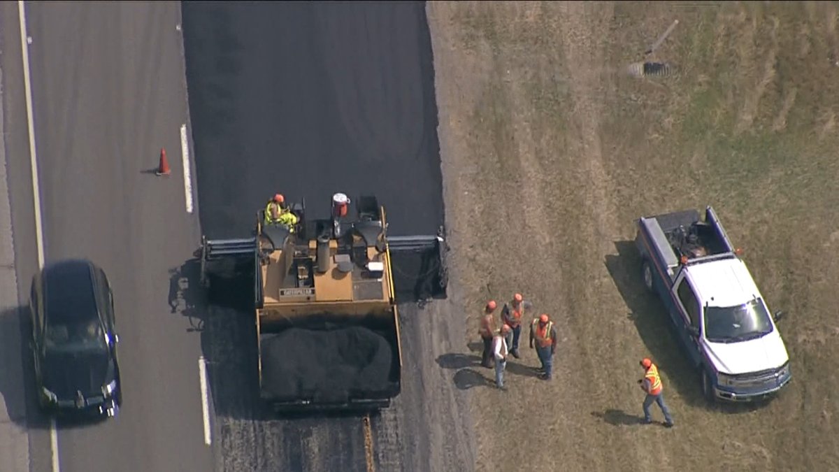 piscatorken's tweet photo. Huge backups on WB Highway 1 because of paving around Morley.  Some drivers stuck for more than an hour with traffic at a virtual standstill between Morley and Scott Lake Hill.  Best to find another route if you can.  @GlobalCalgary @CTNCalgary @Phil_G_Jensen https://t.co/iKpTVwuJWr