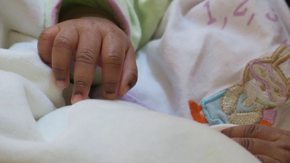 info_Paris_IDF's tweet photo. 🔴 FLASH - #Montreuil : Un bébé de trois mois a été découvert #abandonné à l’arrière d’une voiture durant la soirée de dimanche. 

👉 Ses parents ne se sont pas manifestés et sont #introuvables. Une enquête a été ouverte. (Le Parisien) #SeineSaintDenis https://t.co/BuLAKUU49X