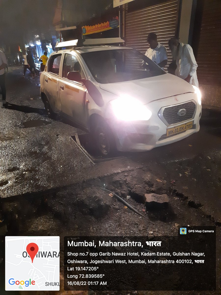 TheFactNgo's tweet photo. @mybmcwardKW @mybmc @MumbaiPolice @IqbalSinghChah2 @mybmcRoads @mybmcSWD @sayedgulam BMC not completing their work, Daily accident take place due to this pothole. @mybmc is waiting for some one to die due to such kind incident, The authorities don't value common people life https://t.co/DqotvrLMkO