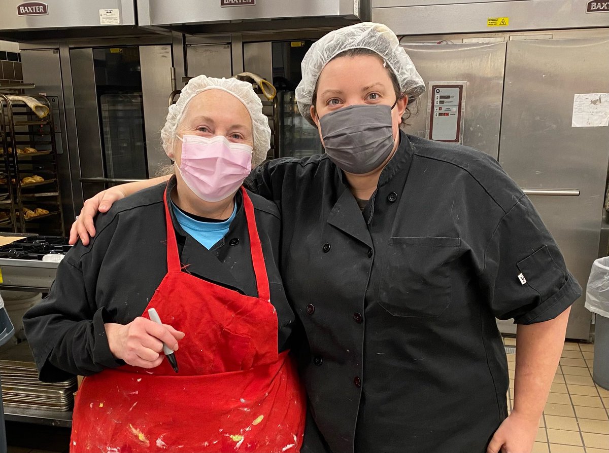 UFCWLocal1776's tweet image. Our grocery members are always ready to help with all of your c̵r̵e̵w̵d̵i̵t̵e̵ c̵r̵o̵o̵d̵i̵t̵t̵a̵y̵ c̵r̵u̵d̵i̵t̵è̵ vegetable needs.