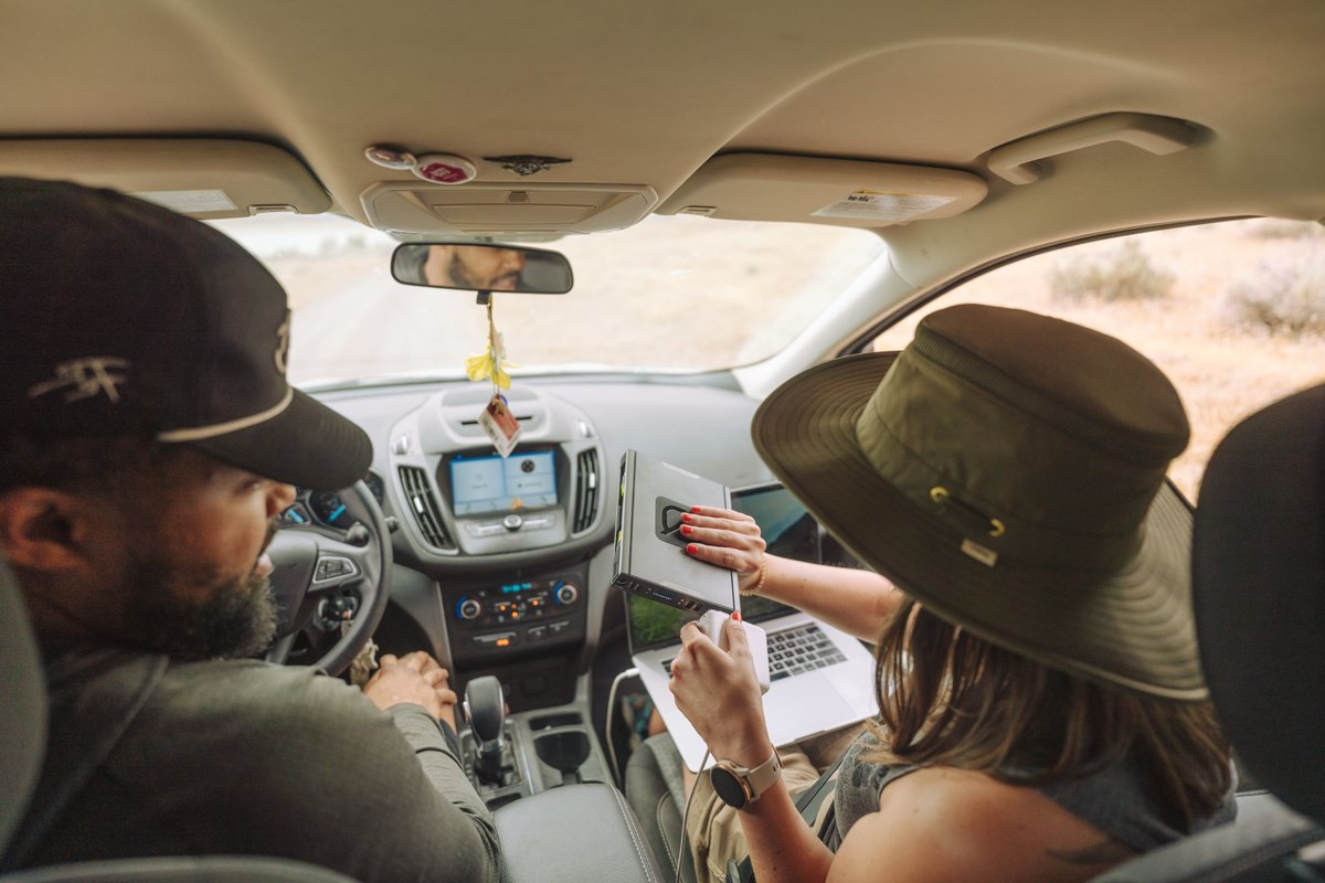 GoalZero's tweet image. Working off-grid on the way to camp has never been easier. Our power banks like the Sherpa 100AC makes it easy to plug in and power your devices and charge them multiple times. #sherpa #poweredbygoalzero #onthego #offgrid #officeanywhere