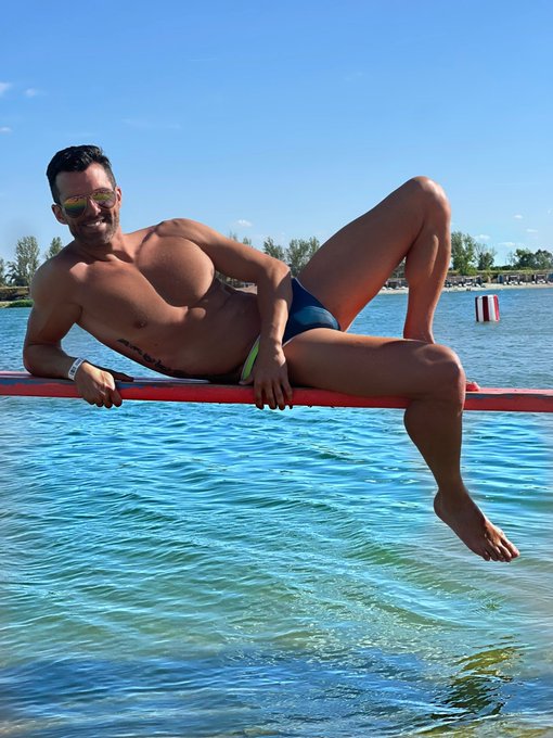 Life is magic🌴🏖️ @rtcommuter @FrankColunga3  @ilikeithuge @kingofsize @thickmenlover @2big4herxxx  @maletalentinc<a class="tags" target="_blank" title="On Twitter" href="/?out=eyJ0eXAiOiJKV1QiLCJhbGciOiJIUzUxMiJ9.eyJpYXQiOjE3MjMyODk5NTAsImlzcyI6InR3cG9ybnN0YXJzLmNvbSIsIm5iZiI6MTcyMzI4OTk1MCwiZXhwIjoxNzU0ODI1OTUwLCJyZWRpcmVjdF91cmwiOiJodHRwczovL3R3aXR0ZXIuY29tL3J0Y29tbXV0ZXIifQ.J4bH9a2pIjwai-Oou34s7IeKi8feMkZcJ9zd5RmE5Totehs0Y_7fld6zo6LbyiE0svzAHLWA0EBEWjJRFC0CTA">@rtcommuter</a><a class="tags" target="_blank" title="On Twitter" href="/?out=eyJ0eXAiOiJKV1QiLCJhbGciOiJIUzUxMiJ9.eyJpYXQiOjE3MjMyODk5NTAsImlzcyI6InR3cG9ybnN0YXJzLmNvbSIsIm5iZiI6MTcyMzI4OTk1MCwiZXhwIjoxNzU0ODI1OTUwLCJyZWRpcmVjdF91cmwiOiJodHRwczovL3R3aXR0ZXIuY29tL0ZyYW5rQ29sdW5nYTMifQ.ceHBe2oxpqiQqz6ClP7f17bImiKTpfwJBEZ1rec0fKRqBdNhPY90w1o0sW7EzuH_vnk513o4xuG-2q5PAiSJxg">@FrankColunga3</a><a class="tags" target="_blank" title="On Twitter" href="/?out=eyJ0eXAiOiJKV1QiLCJhbGciOiJIUzUxMiJ9.eyJpYXQiOjE3MjMyODk5NTAsImlzcyI6InR3cG9ybnN0YXJzLmNvbSIsIm5iZiI6MTcyMzI4OTk1MCwiZXhwIjoxNzU0ODI1OTUwLCJyZWRpcmVjdF91cmwiOiJodHRwczovL3R3aXR0ZXIuY29tL2lsaWtlaXRodWdlIn0.zztqAGSKYAlQrqwpMwGdS1yxyPWbk8I52J7NS-kKmzdt9SkfJwxp2qQjr00xsCtA52vLyezp7zRWznCSFdFWUQ">@ilikeithuge</a><a href="/tag/tenerife"class="tags"><span>#tenerife</span></a>