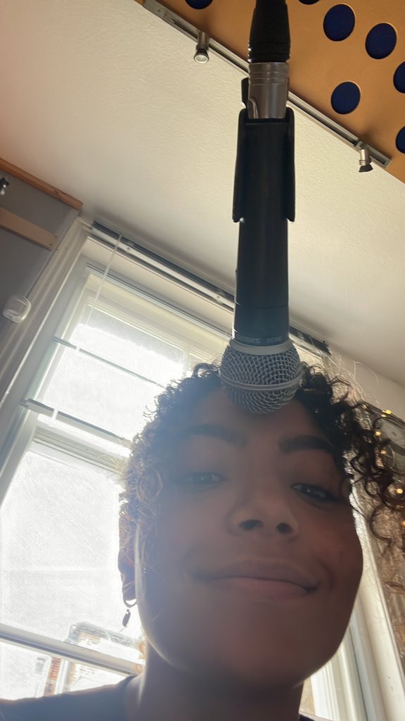 Any Gabrielly tweet media