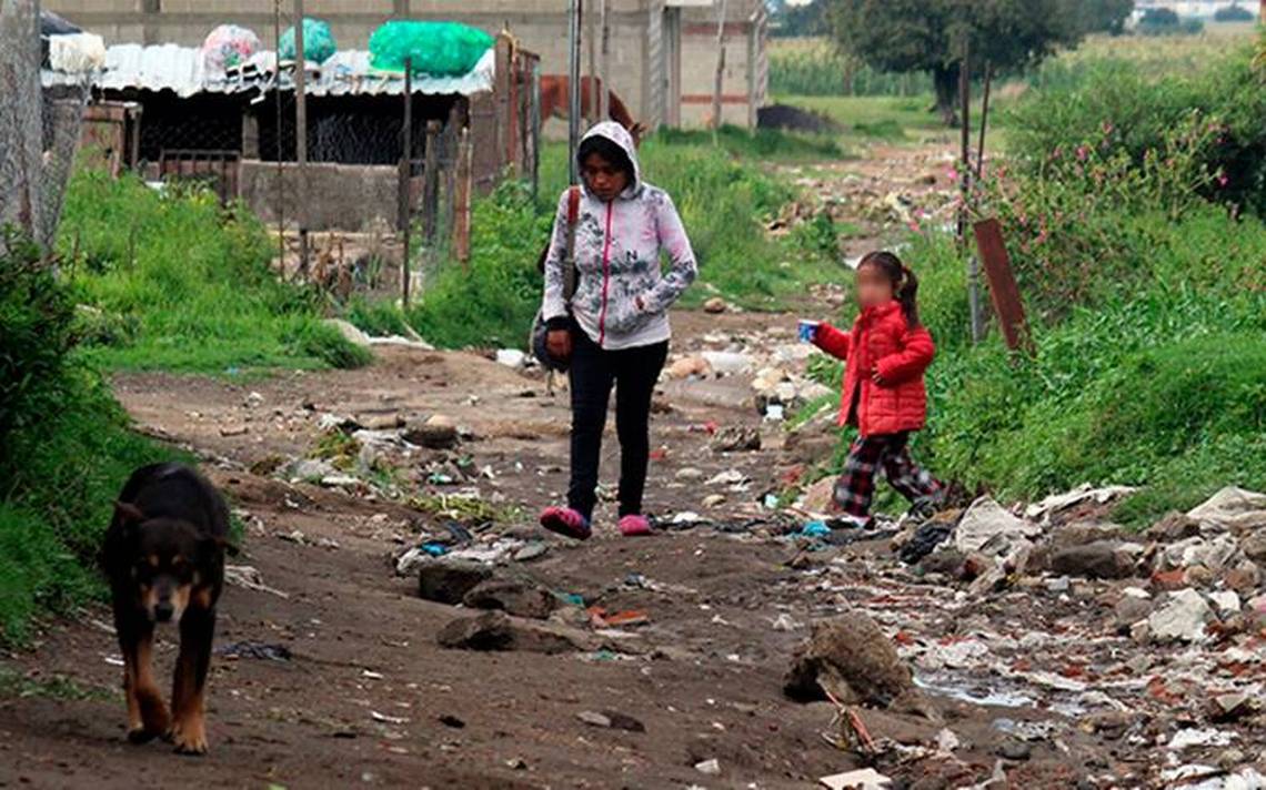 PedroMtzCo's tweet photo. Te invito a leer mi #Opinión semanal: Los #programas #sociales de la #4T | "#López #Obrador #elimino los programas de bienestar social que combatían #rezagos en #alimentación y #salud para poner #dinero en efectivo fácilmente en manos de los..."
Más info: https://t.co/muYPwu7Qvn https://t.co/MgbVlGTS6V