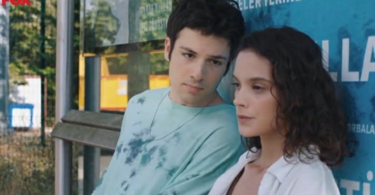 wicepel's tweet photo. Çağrı “bu iş bende” derken aşık olacağında oyuna dahil miydi? #zeycag #Tozluyaka https://t.co/3pIDBYJ316