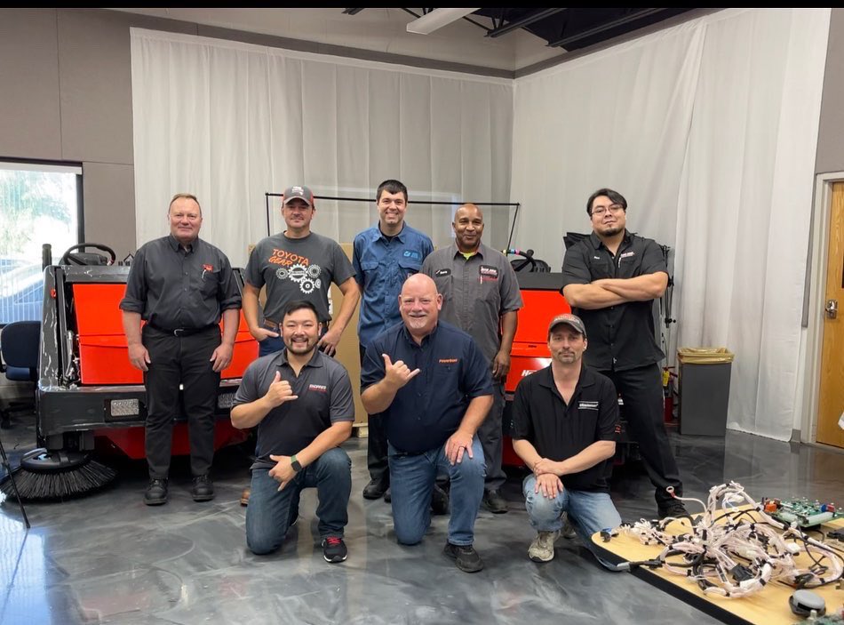 PowerBossEquip's tweet photo. A huge thank you to the attendees that took part in our Scrubmaster Service Training class held on location at the Minuteman International/PowerBoss facility in Hampshire,IL.
#Big Joe’s
#Carolina Industrial Equipment
#Shoppas
#Southern States Toyota Lift
#Wajax https://t.co/ULH92pRrDU