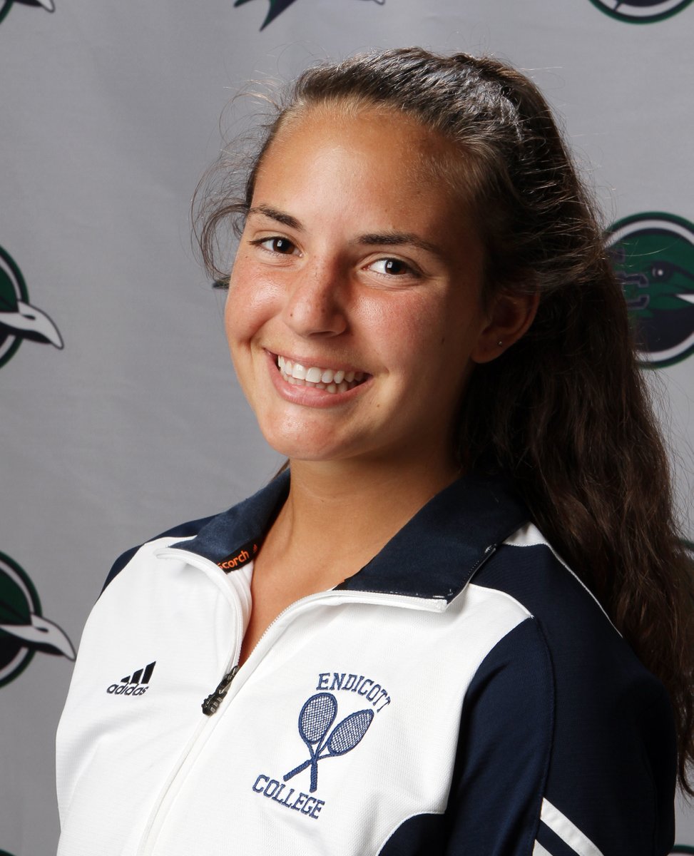 ECGulls's tweet photo. Kate Cioffi (Essex, Vt.) is the only student-athlete in @EndicottTENNIS program history with more than 50 wins at No. 1 singles and 40 victories at No. 1 doubles.

She will be inducted into the @EndicottCollege Athletics Hall of Fame on Saturday, October 1

^ @ByJacobRousseau https://t.co/A8TmMuMx9c
