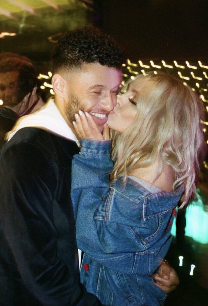 Happy Birthday to Alex Oxlade-Chamberlain ! Hope you had an amazing day    
