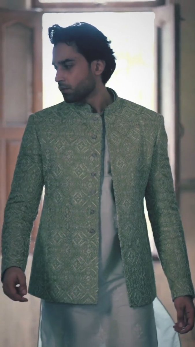 SSolozilla's tweet photo. King Walk!!
#BilalAbbasKhan #BilalxRepublic https://t.co/3PHi2LqRx9