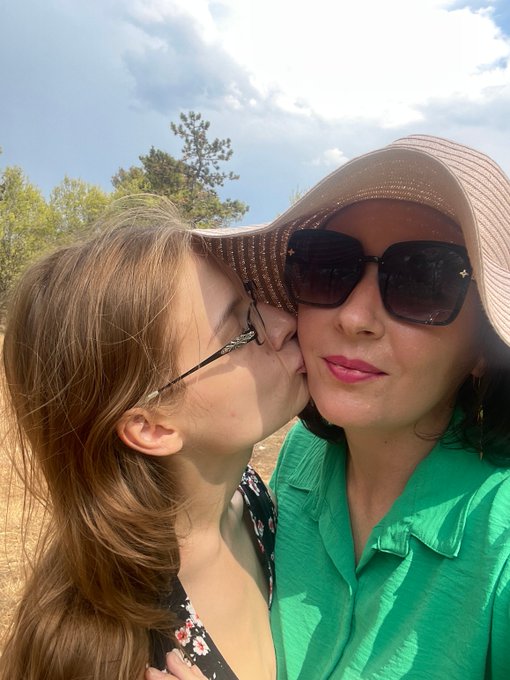 Meeting my dear @lily_slutty  Walk in the park along the road. https://t.co/5Fy7XpHcoy https://t.co/<a class="tags" href="/tag/lily_slutty">@lily_slutty</a><a href="/tag/mvsales"class="tags"><span>#mvsales</span></a>