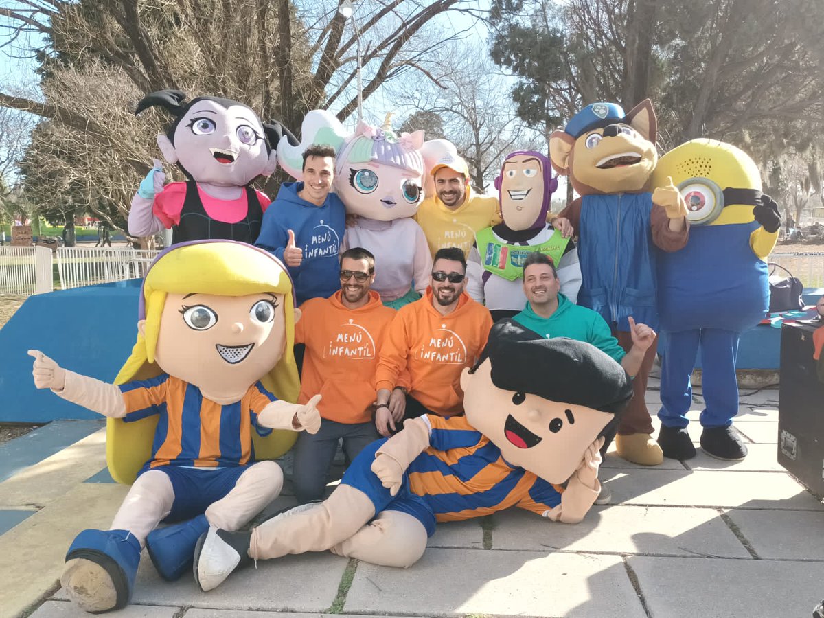 CARCSocial's tweet photo. 👦👧🇺🇦 Show y sorteos en el Día de la Niñez Canalla 

Después del show musical, sorteamos bicicletas, monopatines, juegos, mochilas y más. https://t.co/3OEvliCvFn
