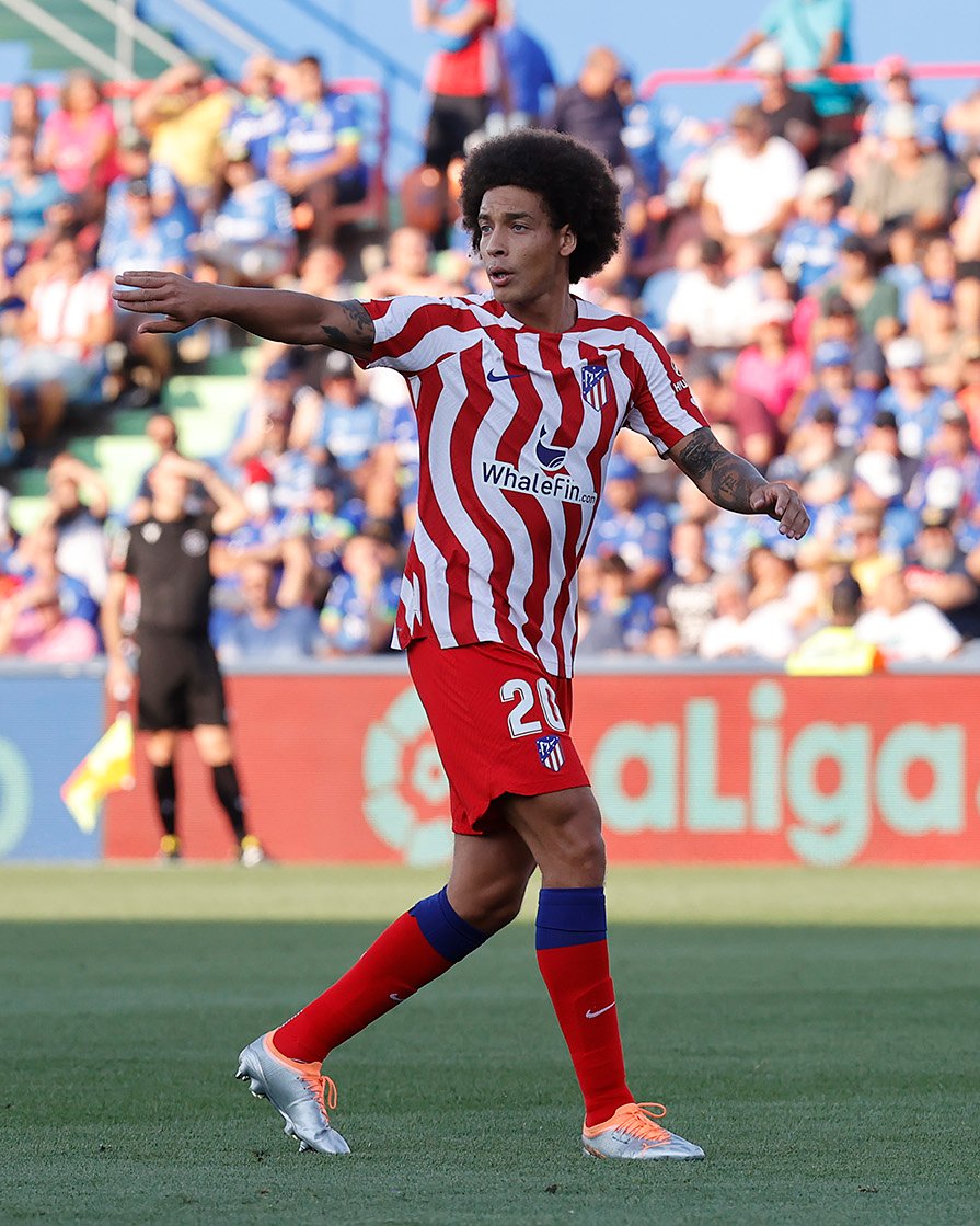 atletienglish's tweet photo. Welcome to LaLiga, Witsel and Molina 👊 https://t.co/ETQiKXrrIh