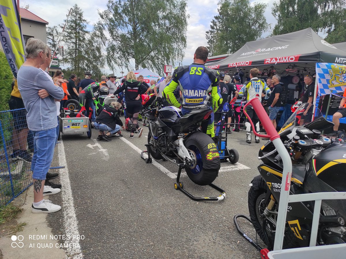 KatarzynaDiesel's tweet photo. Weekend zaliczam do udanych 🙂 już zdążyłam zapomnieć jak bardzo kocham ściganie . Na szczęście sobie przypomniałam 😂
#Horice #IRCC_Supersport https://t.co/3dNBAQ080n