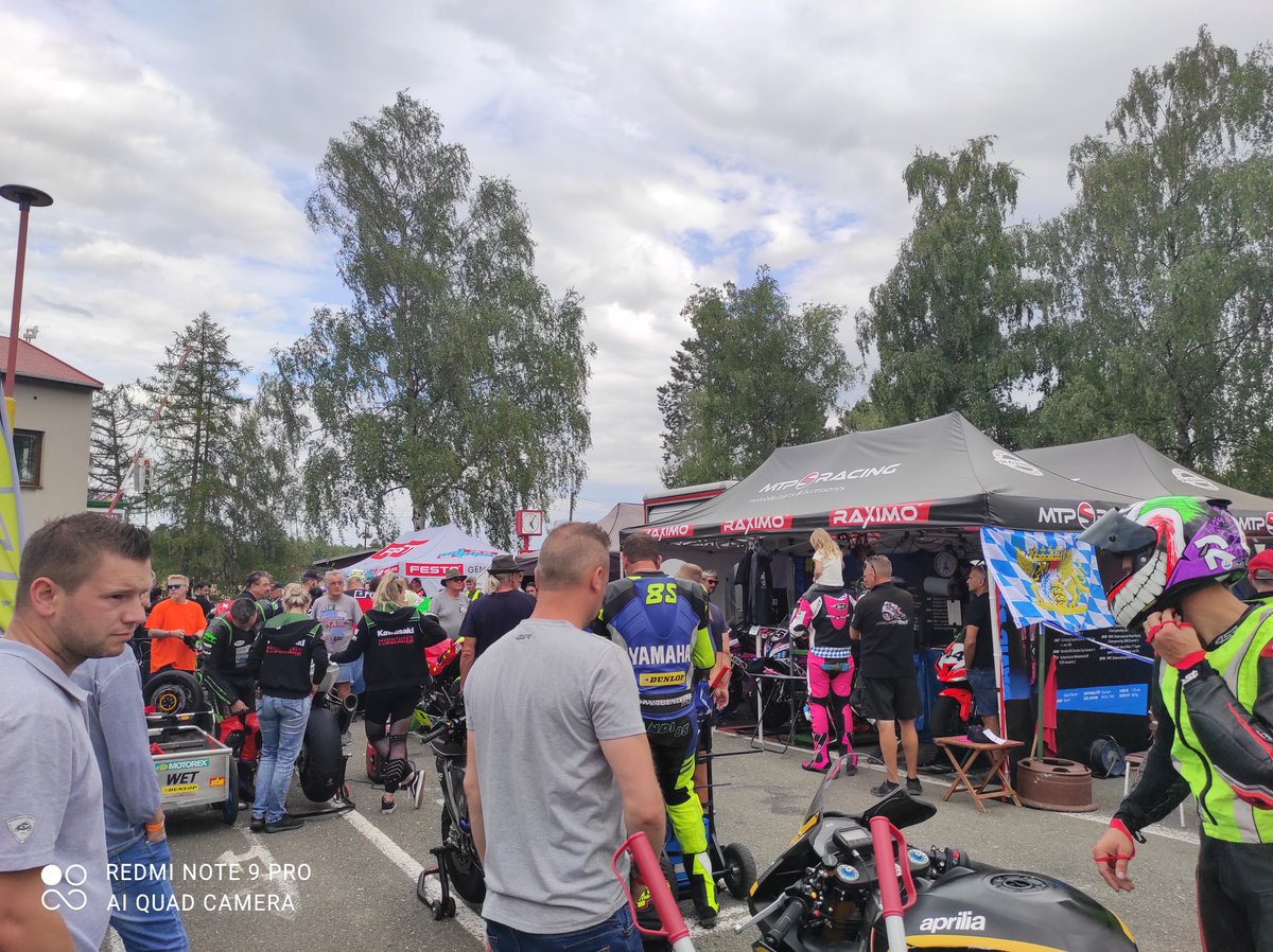 KatarzynaDiesel's tweet photo. Weekend zaliczam do udanych 🙂 już zdążyłam zapomnieć jak bardzo kocham ściganie . Na szczęście sobie przypomniałam 😂
#Horice #IRCC_Supersport https://t.co/3dNBAQ080n