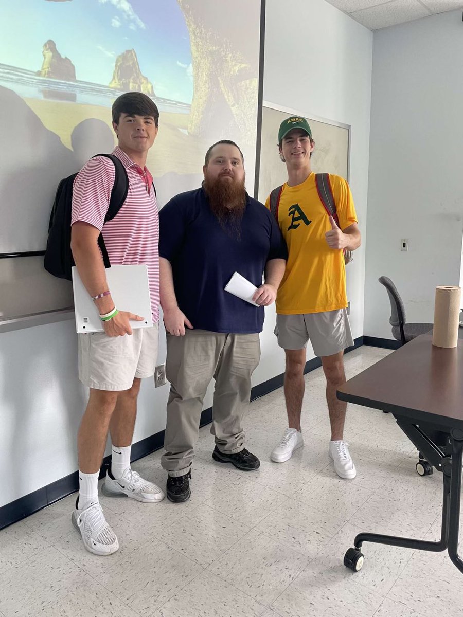 ABACBaseball's tweet photo. Our guys are excited about Mr. Anderson and what’s to come this fall! #RARE #picswithprofessors https://t.co/yn1O05tUr0