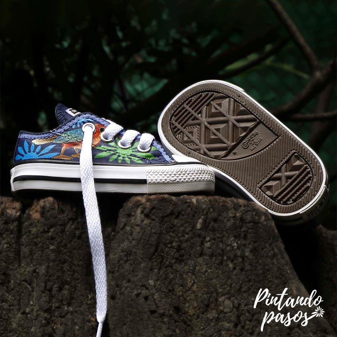 PINTANDO_PASOS's tweet photo. La talla no importa cuando la huella en la mirada es del tamaño de un gran talento. 👁️✨
-
Todos los pares de infantes, niños y adultos incluyen como obsequio un hermoso morral elaborado en telar de cintura 🎁:
https://t.co/9GUAt55w2J https://t.co/29OXwk6Y1c