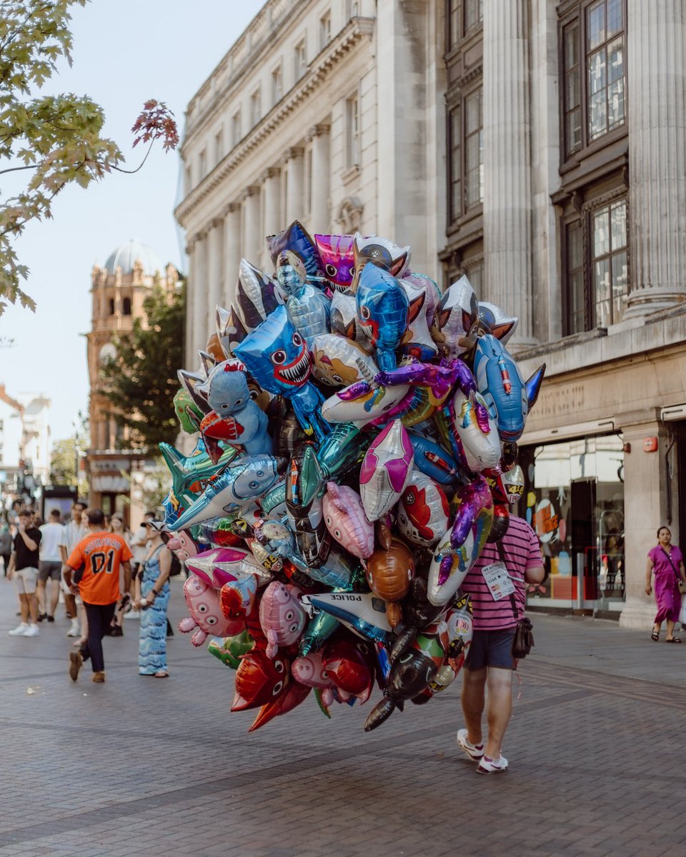 The balloon man. #streetphotography #urbanphotography #nottingham