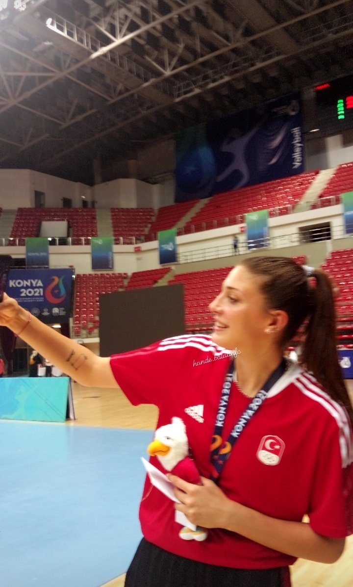 Oiyyy annemmmm 🥹 İlkin sevgimden ölmusummm 🫶🏼♥️ 
<a href="/ilkinaydn/">İlkin Aydın</a>