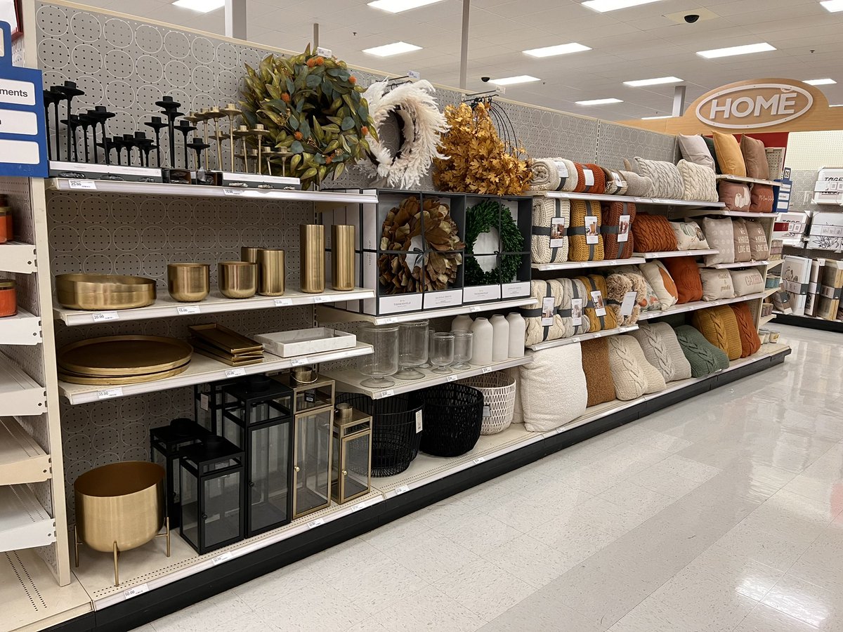 Echo Batey tweet media