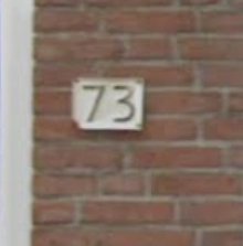 Ste_nl's tweet photo. @janjaap1412 @JPVDW Het kan zijn dat je er niks aan mist 😉 De originele bordjes die er nog hangen zijn zwaar verweerd (met dank aan Google maps) #herkendeoriginelekleuren https://t.co/GGaxa57Rt0
