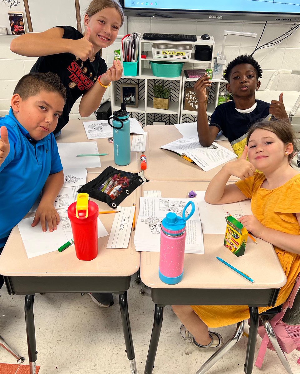 MonroviaElem's tweet photo. Today our 4th graders read How to Eat A Guava from Esmeralda Santiago Memoir. During the lesson they discussed sensory details. Students had the opportunity to use all their senses and explore a new fruit. https://t.co/a6DUv0RVif