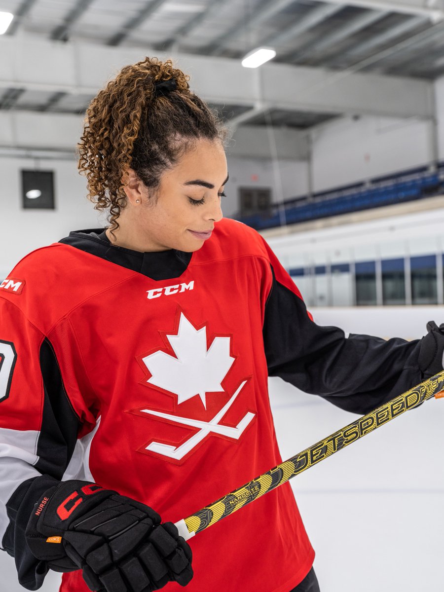 ProStarSports1's tweet image. CCM partnered up with Sarah Nurse to create a golden JetSpeed FT5 Pro Stick colorway, to celebrate her achievements while supporting Hockey 4 Youth to grow the game for girls and newcomer teenagers! Available in Intermediate and Junior sizes at Pro Star Sports Excellence!