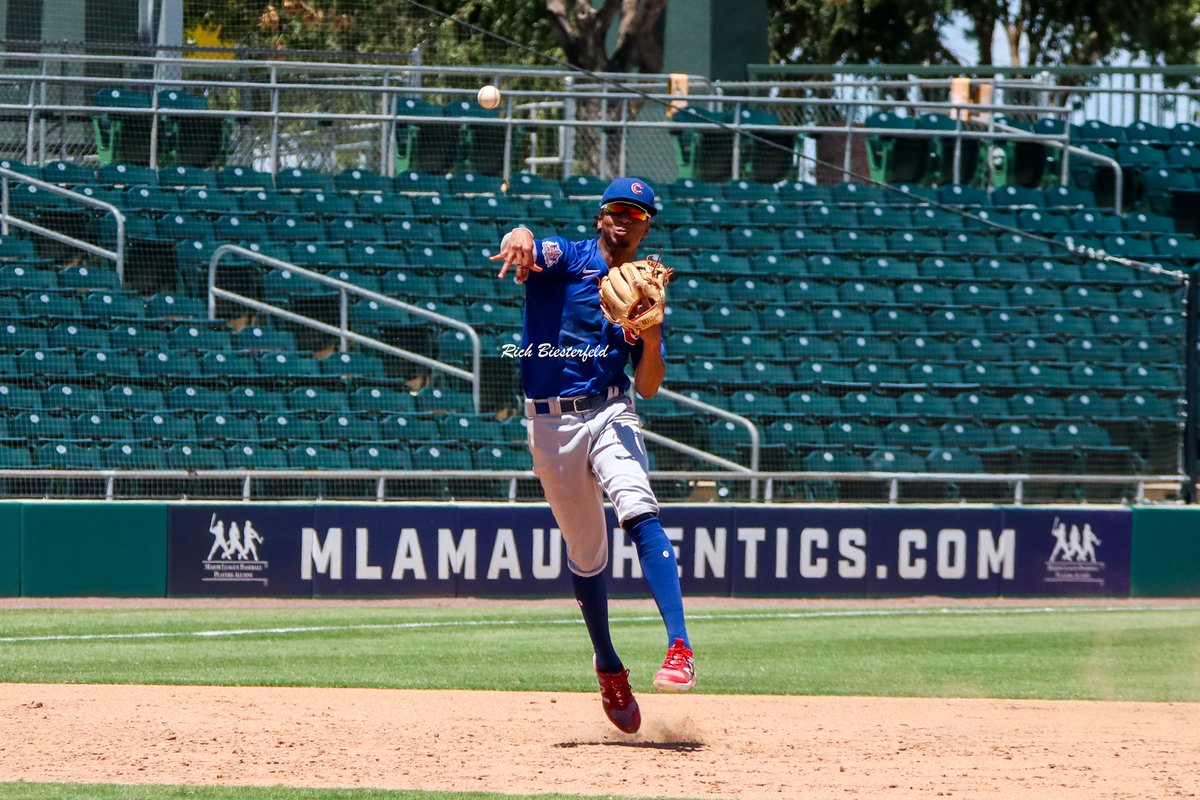 biest22's tweet photo. Two of the #Cubs infield prospects are sharing the field in the #ArizonaComplexLeague right now - Cristian Hernandez and @ReginaldPrecia4. (Reggie on a injury rehab assignment.) #CubsProspect #ACL2022 https://t.co/QrwtNBsaSB