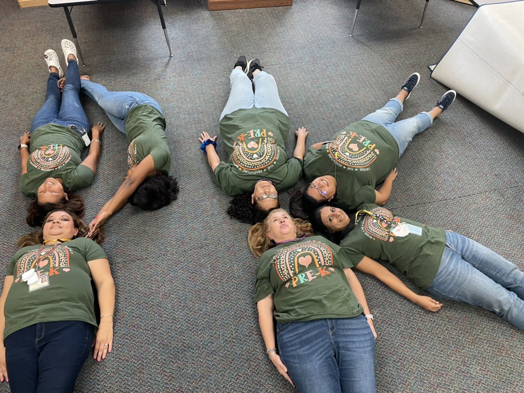 Andrea Michaca tweet media