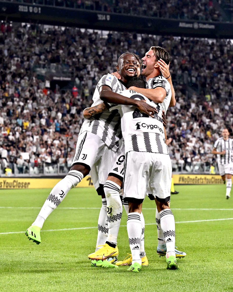 Deniszakaria8's tweet photo. ๐๐๐๐๐๐๐! โช๏ธโซ๏ธ
Good start into the new season. ๐๐พ #DZ28 @juventusfc https://t.co/FTbBDocxH1