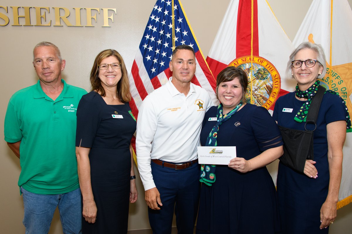 gswcf's tweet photo. Pass go and collect $800 💰 We are delighted to share that #GSWCF are the recipients of this year's @HCSOSheriff Community Enrichment Grant! 
The grant will be used for equipment at #GirlScout Camp Dorothy Thomas like life jackets. 💚 https://t.co/CCbm3Z3MF2