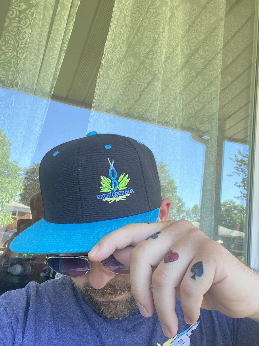 jaypeeks313's tweet image. I have 100s of packs of #exoticgenetics #seeds available just hit the DM :) I bought wayyyyy too many flavors hahaha all strains are from the last 2 years and most were bought in the last year all still in ORIGINAL packaging 🥰