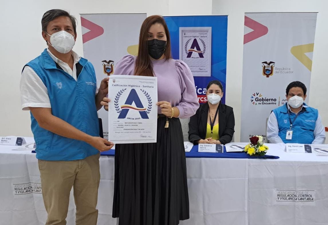 VisionTVec's tweet photo. #BOLETIN 

DIEZ RESTAURANTES DE #SANTAELENA YA CUENTAN CON #CALIFICACIÓN “A” DE #ARCSA

Link 👇👇👇
https://t.co/Tm7PsKiTP5 https://t.co/siqiFzLcHy