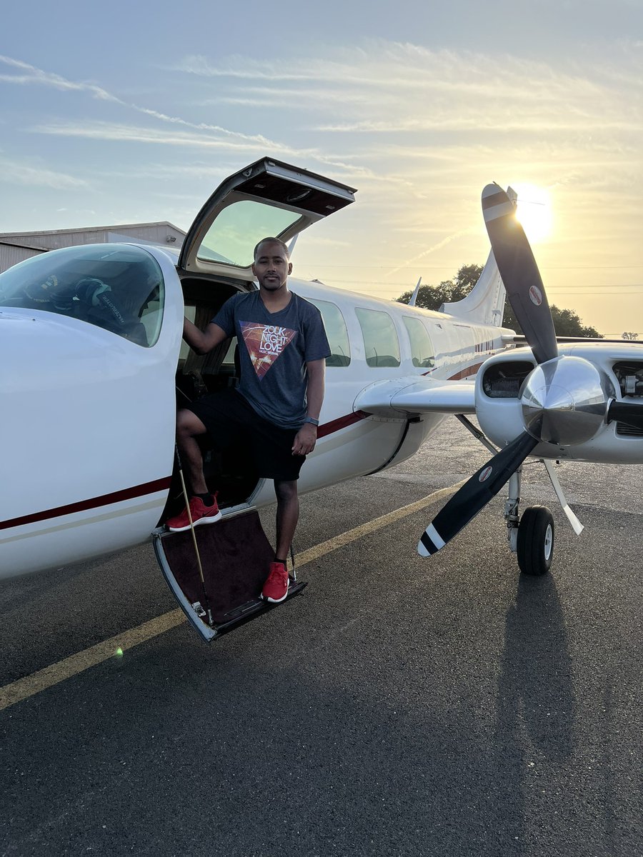 iamblugames's tweet photo. I got the rare chance to log 4 Flying Hrs “unofficially” in the Aerostar Twin Engine. What a ride! ✈️
-
#pilottraining #flighttraining #aviationlovers #avgeek #studentpilot #osh22 #flightsimmer #generalaviationlovers https://t.co/rGuuz9UUCw