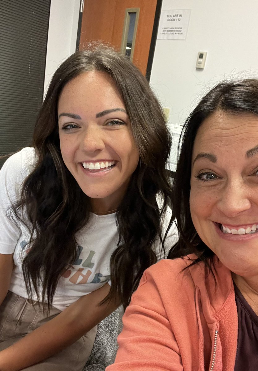 So glad this lady is on our ELL team. She is amazing and one of the best around! <a href="/PVE_Hawks/">Prairie View Elem</a> @ProfeAlthage #ell