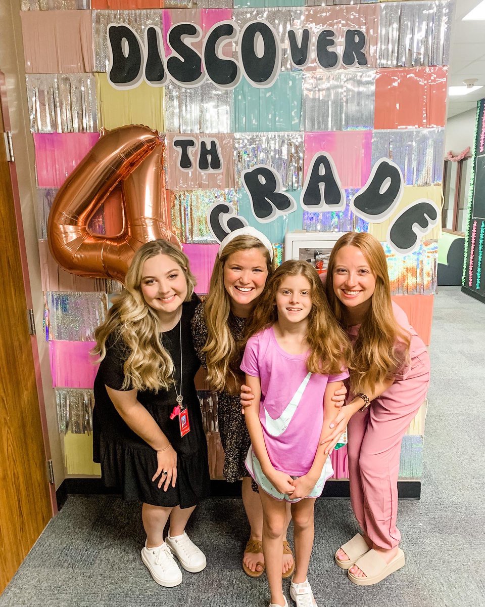 Meet the Teacher @DCEtrailblazers!  This trailblazer is ready to go on an adventure with her 4th grade teachers! #CISDWorkingTogether #DCEAdventures