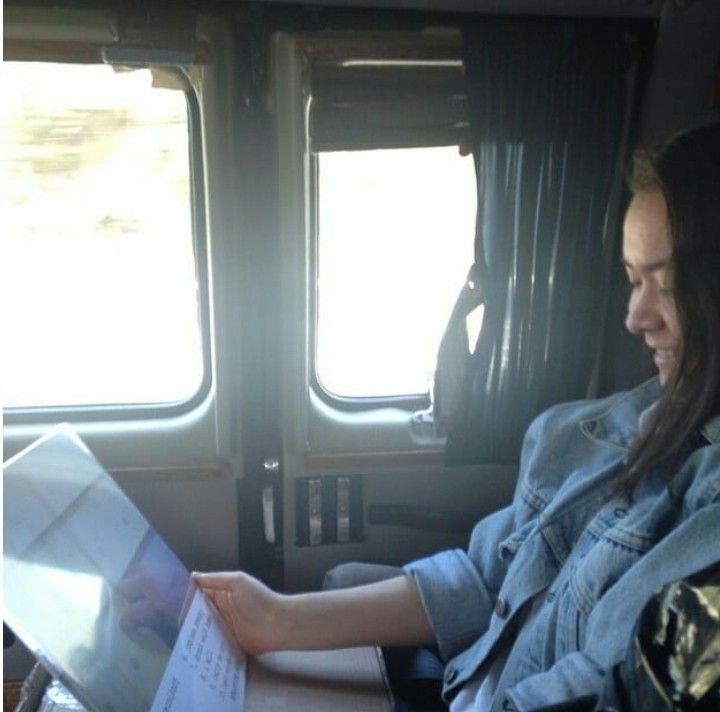 mitskithoughts's tweet photo. just mitski looking happy about her album https://t.co/0nXFn0Q5Ke
