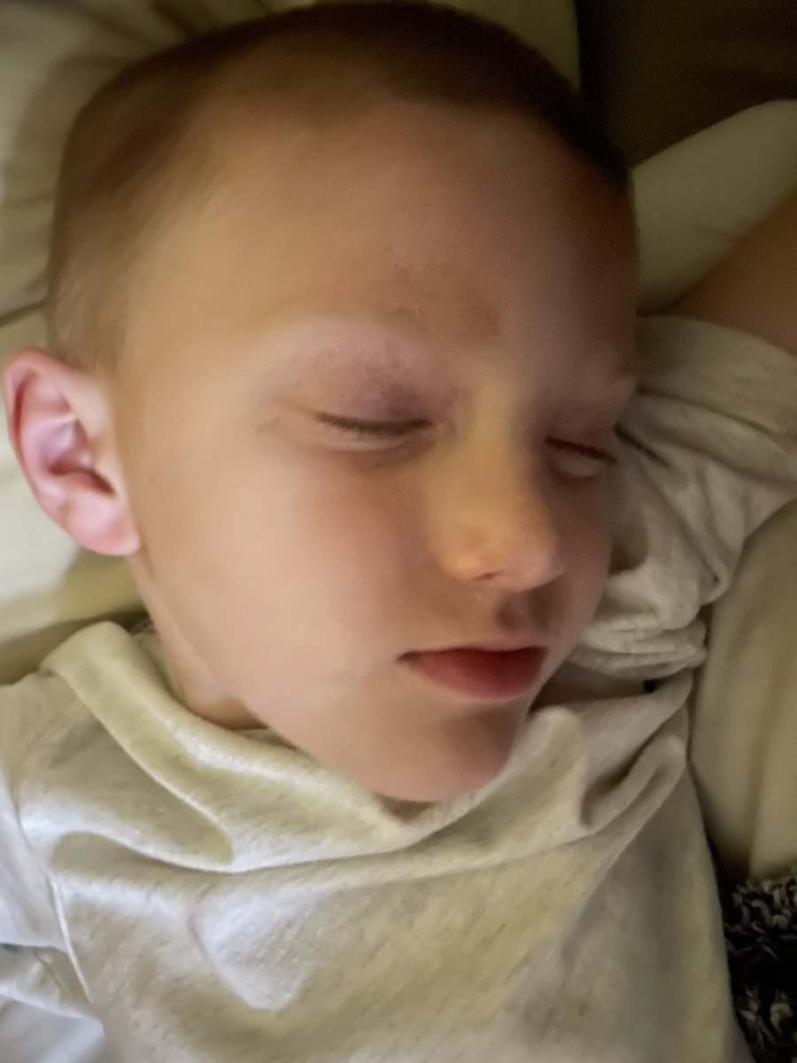 melissax1125's tweet image. I cannot put into words how much I appreciate allll of y’all thoughts and prayers for JJ. 

his doctor now has him doing the nebulizer 3x daily, on antibiotics and a steroid. will be seeing an ENT in a couple weeks to see if he needs a tube in his ear or his tonsils out.