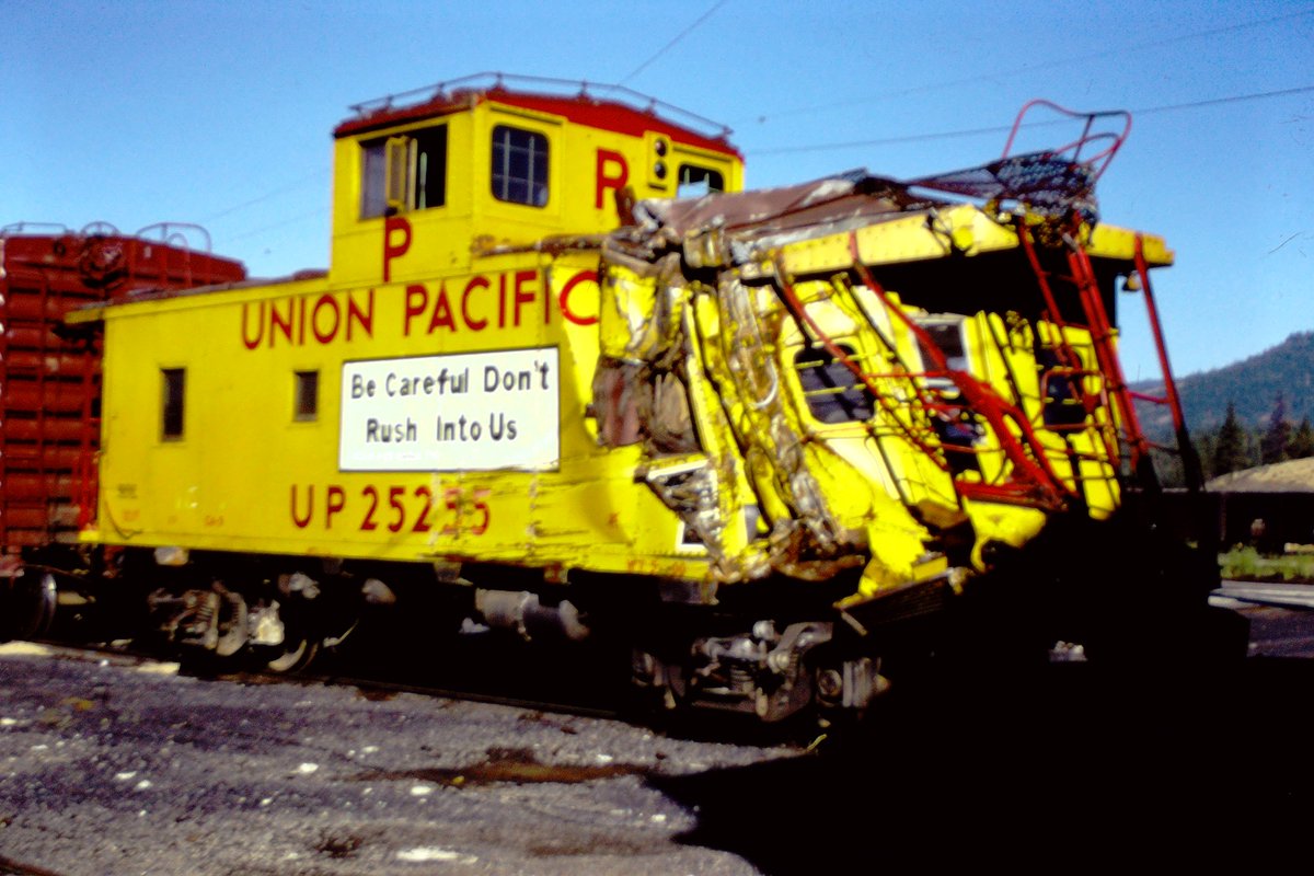 FRRSWPRM's tweet photo. 35mm slide from the Jack Palmer collection. Posted without comment. https://t.co/A1UiDBJYfn