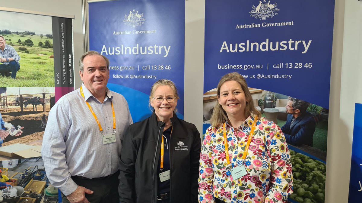 bluedogagCQ's tweet photo. Come to stand 15 at the Aust #cotton Conference &amp; meet the crew from AusIndustry NSW team - Brian is up from Bathurst &amp; Diane from Armidale. I'm hanging around too! 😁 #hereforgood @I4Connect @business_gov_au #Acceleratingcommercialisation https://t.co/0qZvPOXtSC
