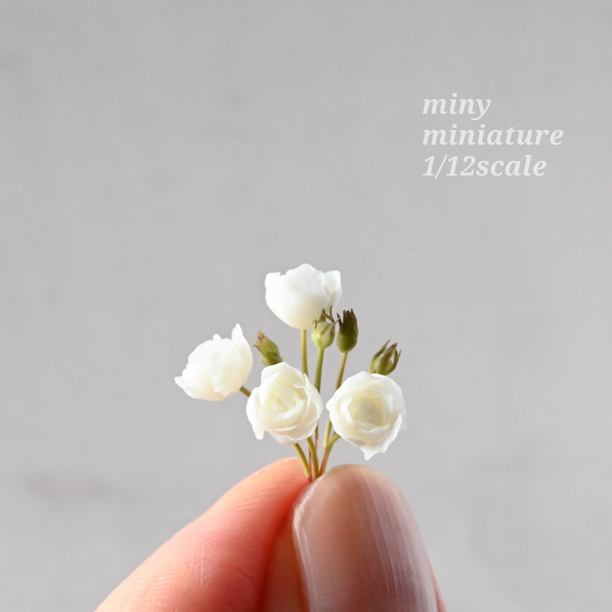 ❤️ミニチュアドールのみ(一緒に写っているお花のアレンジメントゎ