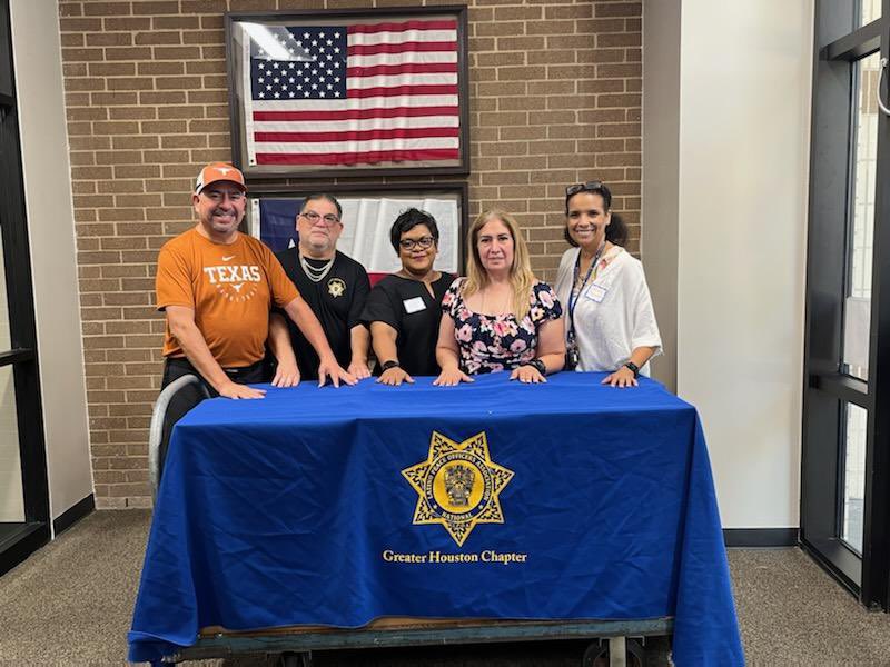 πΌπ£πππ πΎ πππππππ« (@ms_e_sanchez) on Twitter photo Today <a href="/HorneElementary/">Horne Elementary</a> received 500
backpacks from the National Latino
Peace Officer Association-Greater
Houston Chapter in conjunction with
Southwire's Project Gift. THANK YOU ππ Mr. Yzagirre's dad belongs to #NLPOA and he assisted in dropping off the backpacks this morning.π Today <a href="/HorneElementary/">Horne Elementary</a> received 500
backpacks from the National Latino
Peace Officer Association-Greater
Houston Chapter in conjunction with
Southwire's Project Gift. THANK YOU ππ Mr. Yzagirre's dad belongs to #NLPOA and he assisted in dropping off the backpacks this morning.π