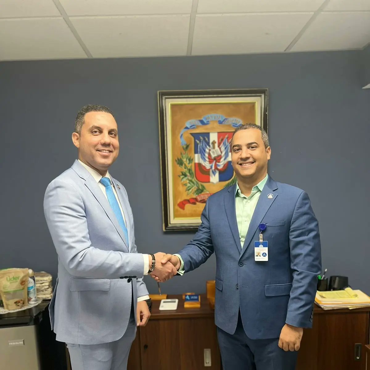 jlmorillofrias's tweet photo. Realizamos una importante reunion de coordinación en materia de cooperación con la Dirección de Operativos de Supervisión de Actividades Comerciales (DOSAC) del Ministerio de Industria, Comercio y Mipymes.  
#seguimosaportando
@mirexrd
@micmrd 
@vallejoromulo 
@samirsansur https://t.co/eXRsX5FCGc