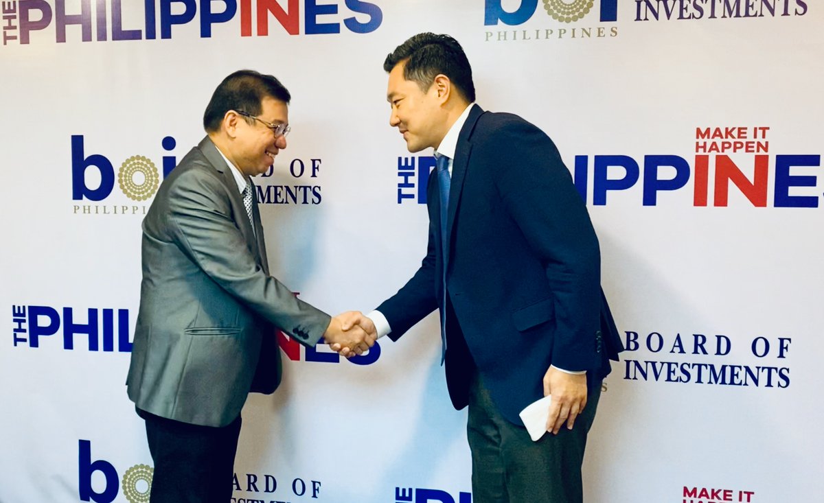 GGGIPhilippines's tweet photo. Discussed how to strengthen green investment partnership w/ new administration. Constructive brainstorming discussions w/ @DTIPhilippines Usec. Ceferino Rodolfo &amp; officials about ongoing &amp; upcoming opportunities, from #agriMSMEs #circulareconomy to #EVbattery #nickelprocessing https://t.co/zwuvs9ObVK