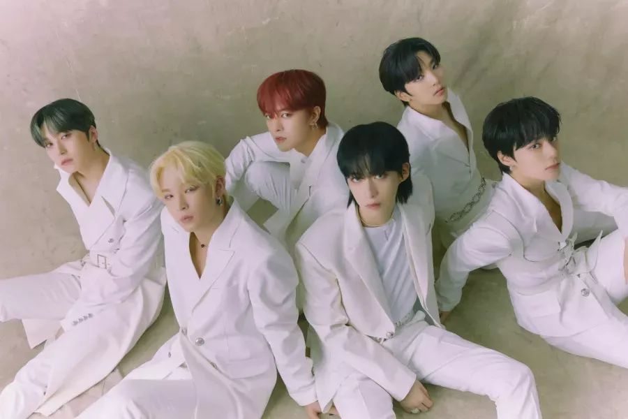 SoompiSpanish's tweet photo. #ONEUS presenta majestuoso logotipo en movimiento antes del regreso de “MALUS”
https://t.co/IuDurLWkzK https://t.co/xFMm1dOdLO