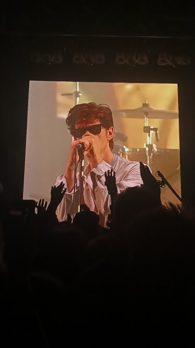 borcsa_'s tweet photo. Arctic Monkeys, sziget festival https://t.co/wFE61efiEO