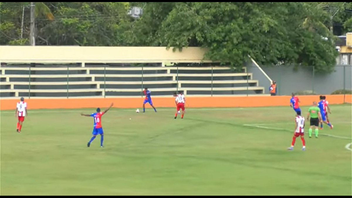 FutebolBarezao's tweet photo. 🏆 #BAREZAOSERIEB22
Resultados dos jogos da 5ª rodada:
#Librade 0x3 #RioNegroClube
#RBdoNorte 3x1 #CDCMANICORE
#Parintins 7x0 #SULAMERICA
#UnidosdoAlvorada 1x1 #Taruma https://t.co/qTWj3SpRn0