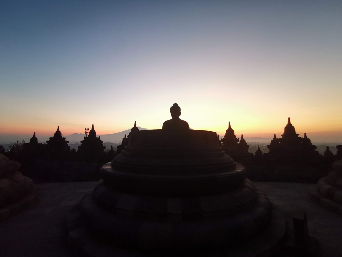 Free & Easy Traveler tweet media